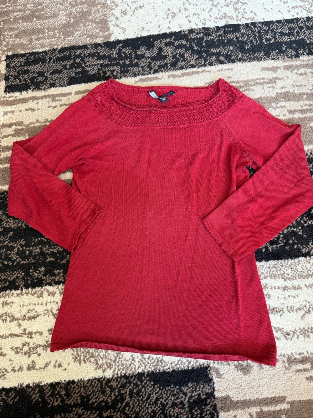 Women’s Banana Republic mid long sleeve Red shirt silk and nylon blend